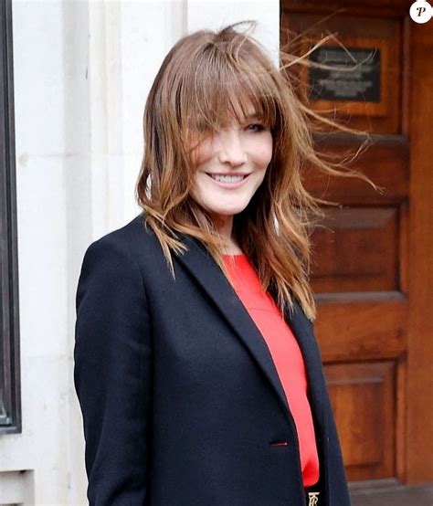 carla bruni burberry